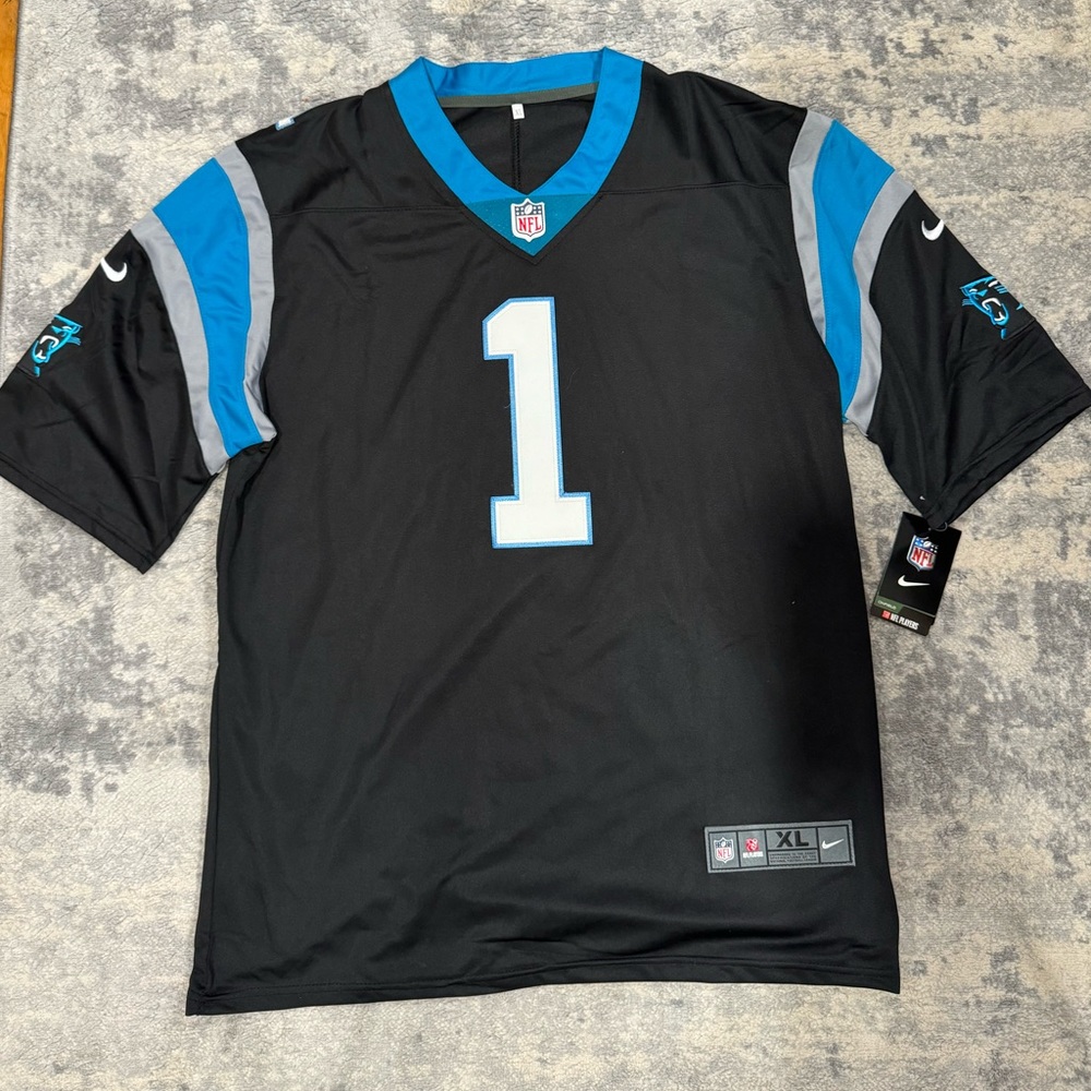 NWT - NFL - Carolina Panthers - Cam Newton Jersey -Men’s XL